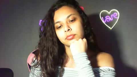 kiss_ameliaa online show from February 24, 5:53 pm