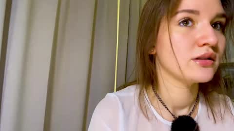 call me Luna online show from May 7, 9:36 am