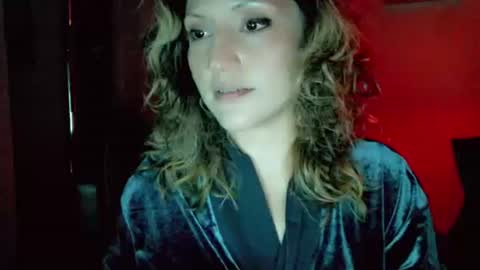 Snapshot of kissahsins chatting on November 8, 10:15 am Kissah Kreampuff online show from November 8, 10:15 am