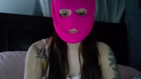 Snapshot of kissandtell1357 chatting on October 16, 3:51 am kissandtell1357 online show from October 16, 3:51 am