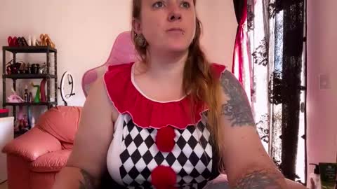 Snapshot of kissica chatting on October 24, 9:49 am kissica online show from October 24, 9:49 am