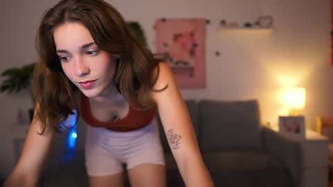 Sisi online show from September 21, 1:13 pm