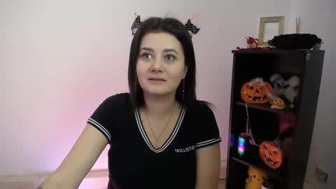 kissleoxx online show from October 29, 1:24 pm