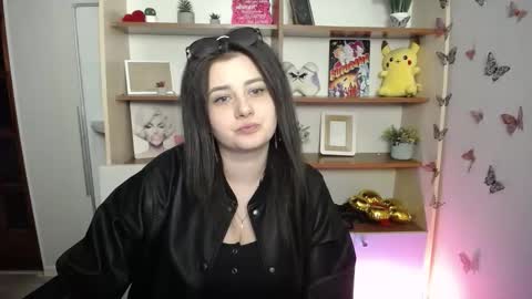 kissleoxx online show from May 14, 11:50 am