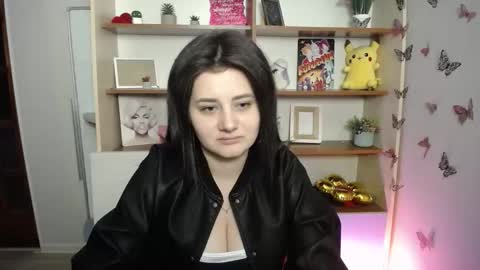 kissleoxx online show from May 15, 12:12 pm