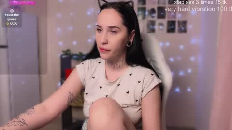 Snapshot of kissmenastya chatting on December 15, 6:15 pm Nastya online show from December 15, 6:15 pm