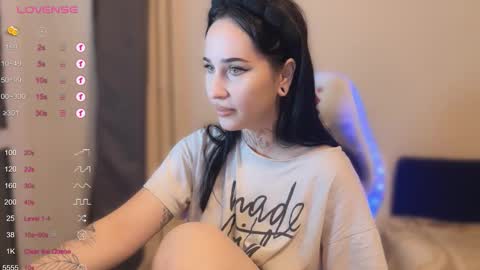 Snapshot of kissmenastya chatting on October 9, 6:06 pm Nastya online show from October 9, 6:06 pm