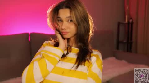 Snapshot of kissmesloww chatting on November 18, 2:54 pm Snezhana online show from November 18, 2:54 pm