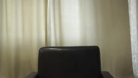 Snapshot of kissmesloww chatting on June 7, 4:27 am Snezhana online show from June 7, 4:27 am