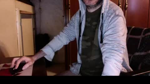 Snapshot of kissofbanned1983 chatting on December 23, 10:35 am kissofbanned1983 online show from December 23, 10:35 am