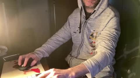 kissofbanned1983 online show from March 1, 11:34 am