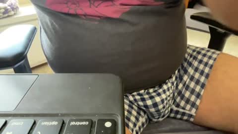 Snapshot of kitanko chatting on August 7, 5:37 pm Hunter online show from August 7, 5:37 pm