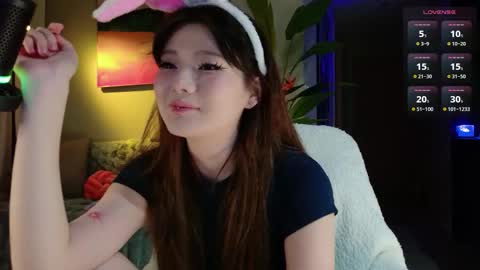 Aya   online show from March 21, 5:49 pm