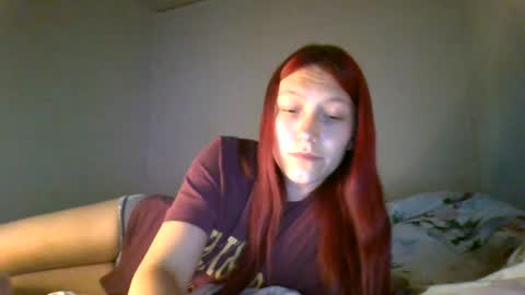 kiti_kitiss online show from June 20, 7:05 pm