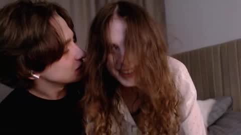 Snapshot of kitkatsweetspot chatting on January 16, 8:35 pm kitkatsweetspot online show from January 16, 8:35 pm