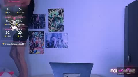 Snapshot of kitsuneplay_ chatting on July 23, 1:58 am Salvatore online show from July 23, 1:58 am