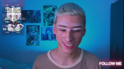 Snapshot of kitsuneplay_ chatting on July 27, 5:20 pm Salvatore online show from July 27, 5:20 pm
