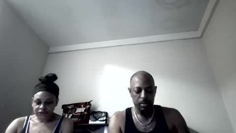 Snapshot of kittendiva42 chatting on April 6, 1:36 am kittendiva42 online show from April 6, 1:36 am
