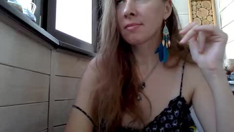 Viki online show from March 14, 3:17 pm