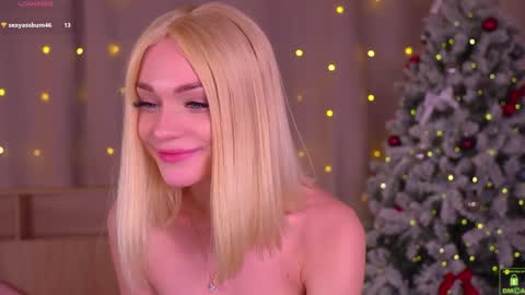 Snapshot of kittessa chatting on January 14, 10:12 pm Tessa online show from January 14, 10:12 pm