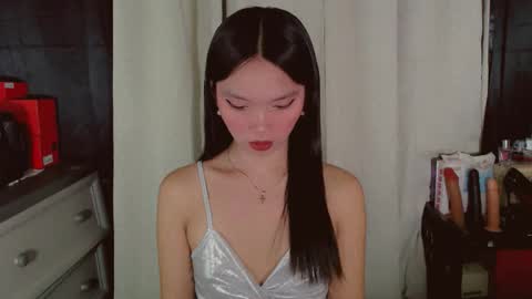 KITTY online show from May 4, 9:00 pm