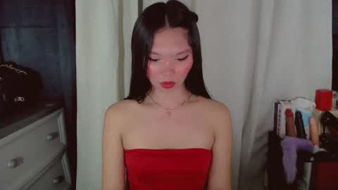 Snapshot of kitteylovesyou chatting on June 10, 1:06 am KITTY online show from June 10, 1:06 am