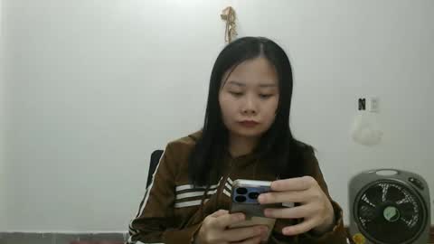 kitti_baby2x online show from March 11, 2:01 pm