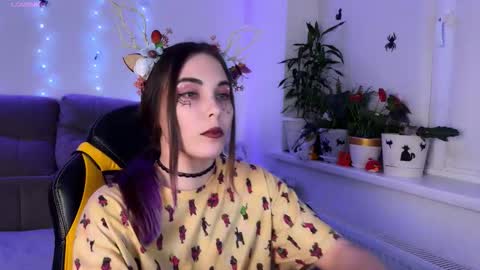 Veronica online show from October 31, 1:01 pm