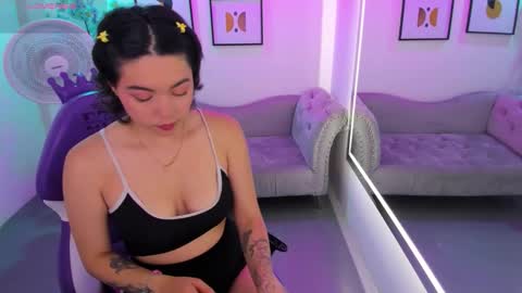 Kitty   online show from March 18, 7:39 pm