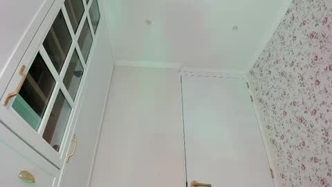 sophie online show from May 5, 4:04 pm