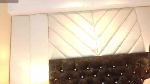 kitty_ass__ online show from October 7, 4:15 pm