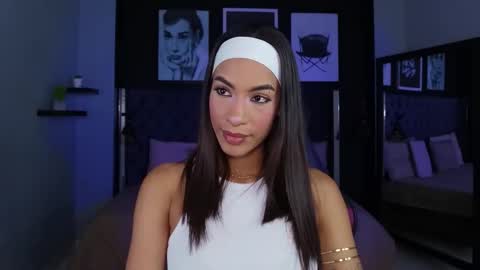 Snapshot of kitty_collins_ chatting on March 14, 11:48 am Kitty online show from March 14, 11:48 am