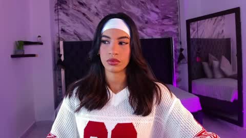 Snapshot of kitty_collins_ chatting on April 7, 12:16 pm Kitty online show from April 7, 12:16 pm