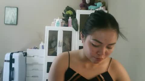 Snapshot of kitty_fussy chatting on September 15, 1:38 am kitty_fussy online show from September 15, 1:38 am