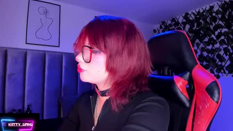 Camila online show from October 14, 2:45 am