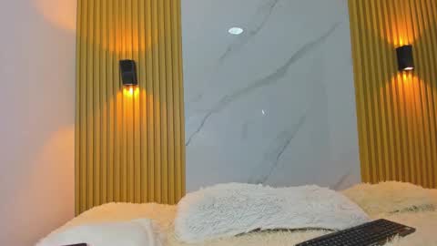kitty_gill online show from December 17, 2:11 pm