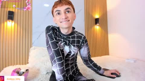 kitty_gill online show from February 4, 8:17 pm