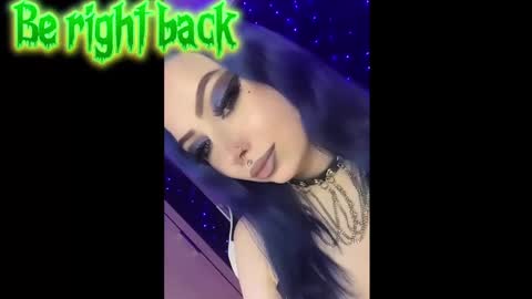 Hey  Im Ellie  if you like me and like my show give me a thumbs up hehe online show from February 27, 9:25 pm