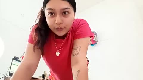 Snapshot of kitty_hottt_ chatting on April 15, 6:15 pm giss online show from April 15, 6:15 pm
