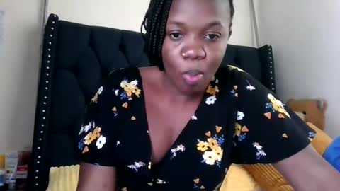 kitty_kerry online show from June 24, 7:51 am