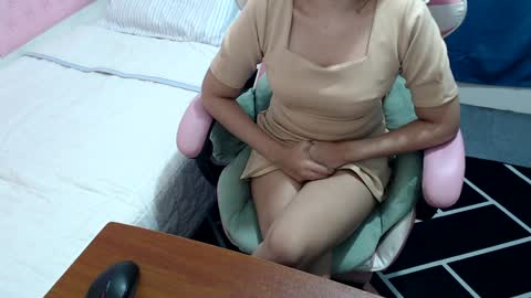 Kate online show from February 7, 6:56 am