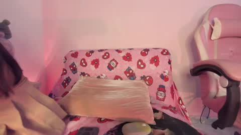 kitty_kryss online show from April 14, 5:08 pm