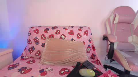 kitty_kryss online show from May 9, 7:08 pm