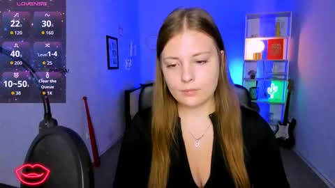 kitty online show from November 16, 7:14 am