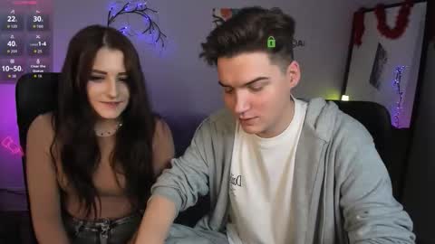 kitty online show from December 1, 10:37 pm