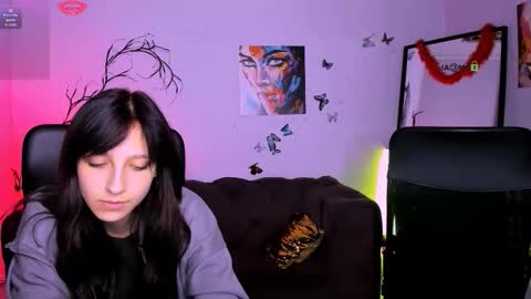 kitty online show from December 22, 9:45 pm