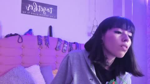 kitty_ls online show from March 23, 9:08 pm