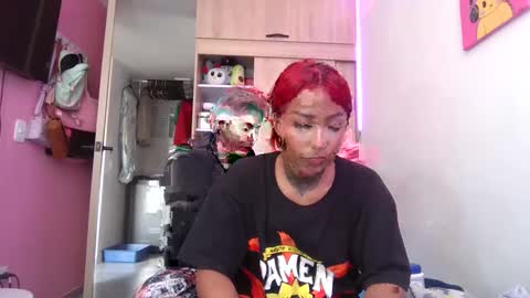 Snapshot of kitty_moon2 chatting on October 6, 10:07 pm Kitty online show from October 6, 10:07 pm