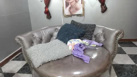 kitty online show from January 16, 1:27 am