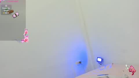 Snapshot of kitty_pervertedx chatting on October 8, 9:23 pm kitty online show from October 8, 9:23 pm